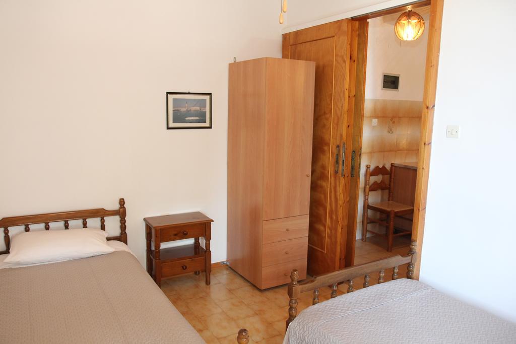 Appartement Circe Pansion à Lixouri Chambre photo